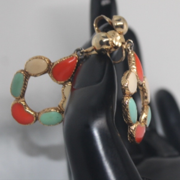 VINTAGE ☆Glow in the Dark☆ UV REACTIVE☆ Clip On Earrings - Picture 6 of 11